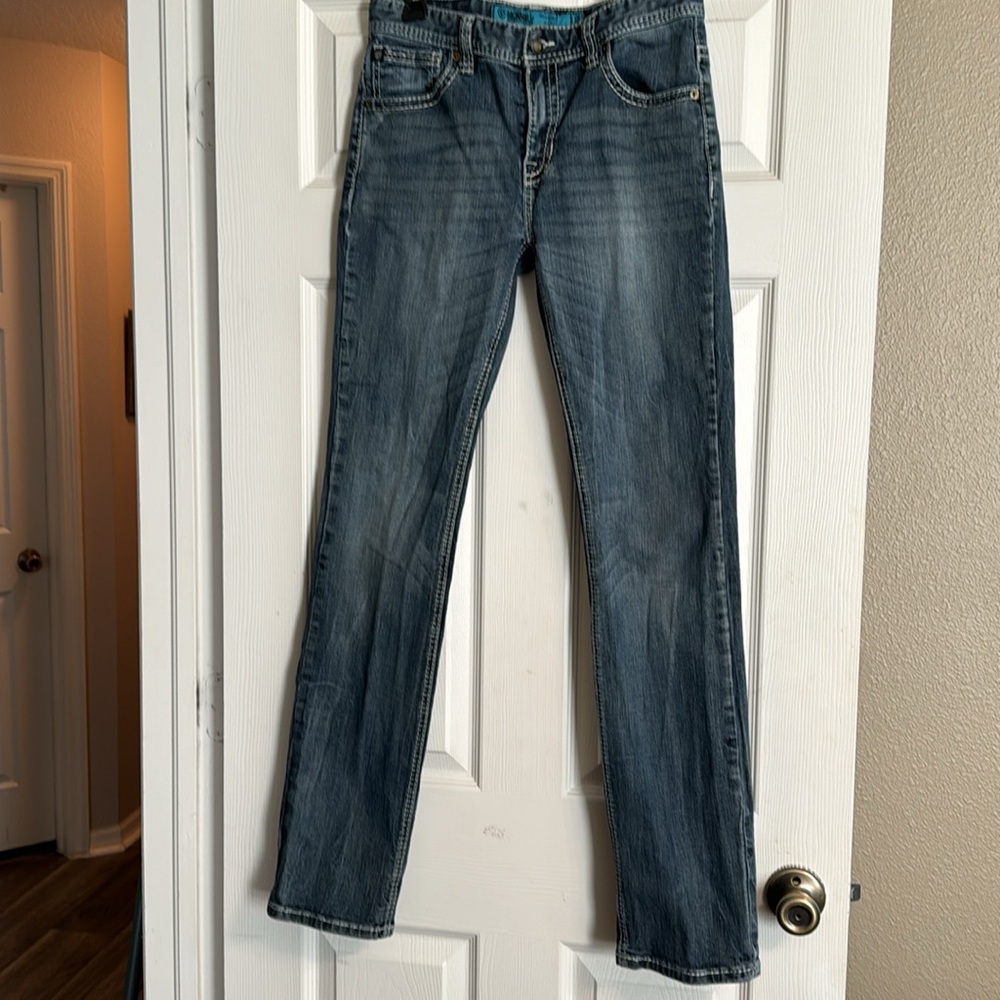 Rock ‘n’ roll denim straight leg jeans. 20 R.